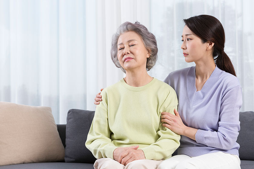 How To Start Mental Health Talks With Your Aging Parents