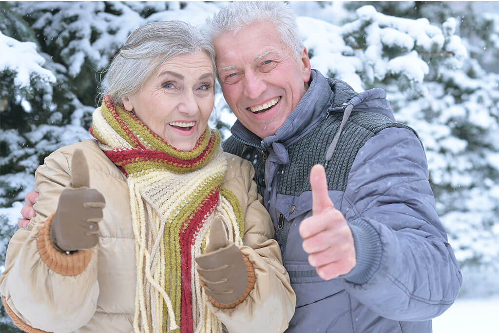 4 Safe Outdoor Winter Activities For Seniors