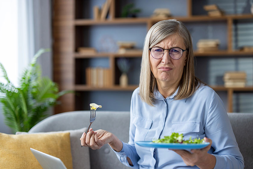 7 Ways Dementia Causes Weight Loss And How Memory Care Prevents It