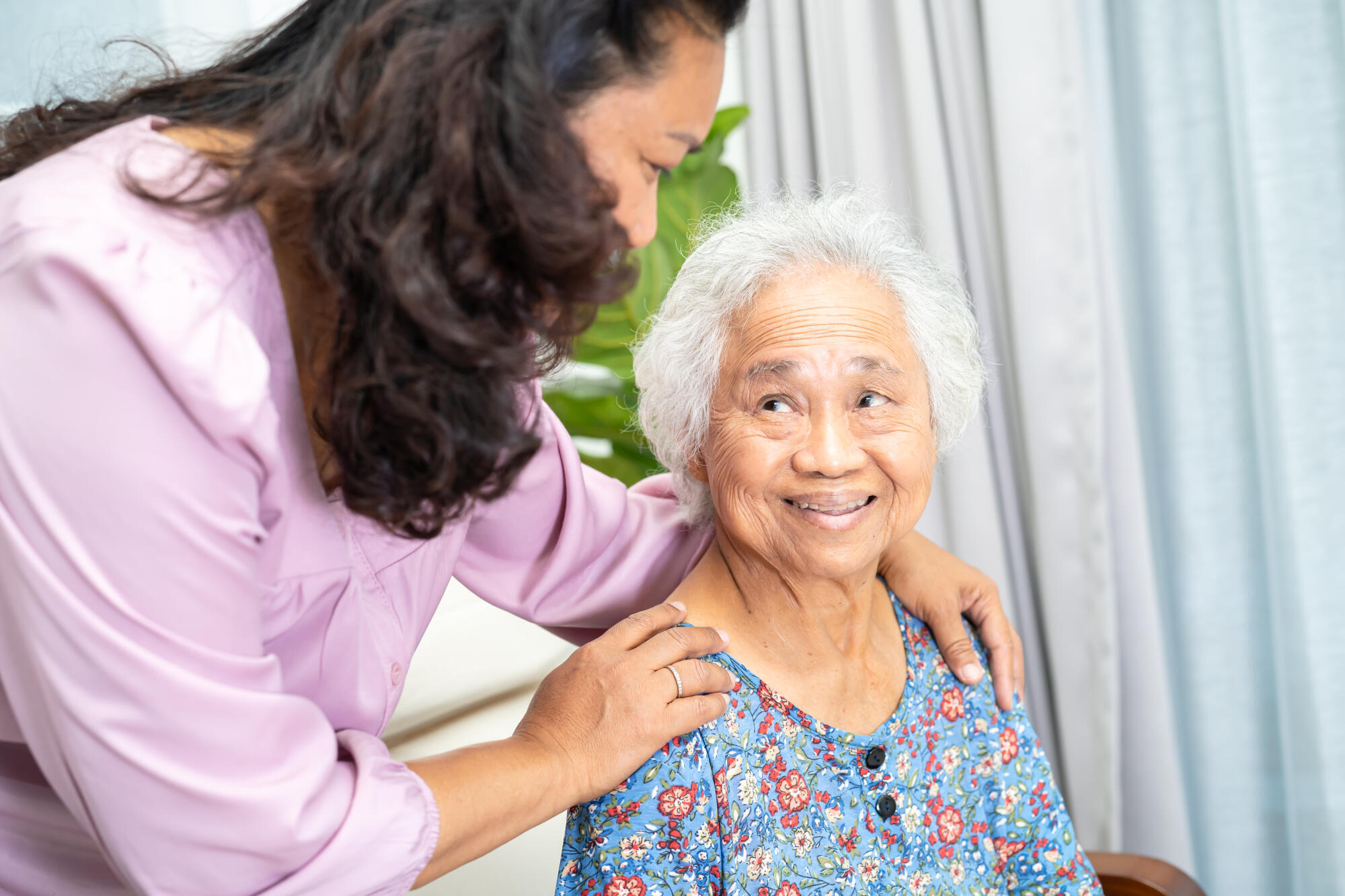 What Not to Say to Someone With Memory Loss: Tips for Caregivers